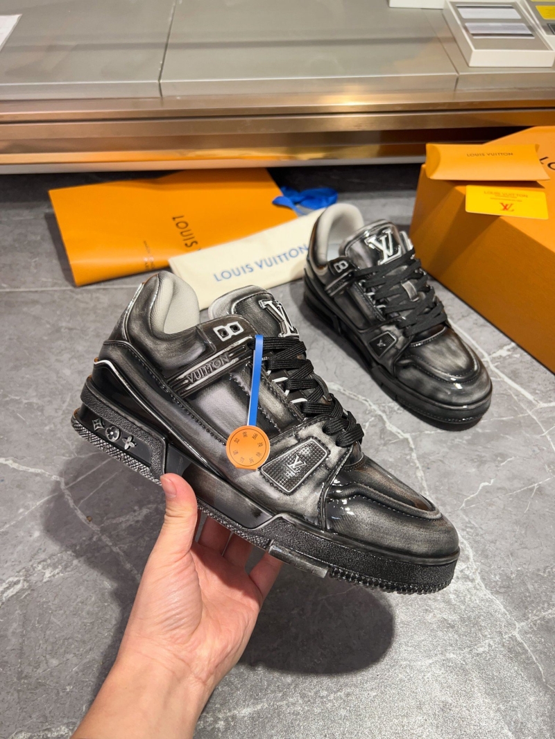 Louis Vuitton Sneakers